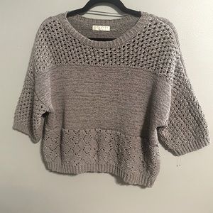 Kenar grey knit crop top with ribbing finish